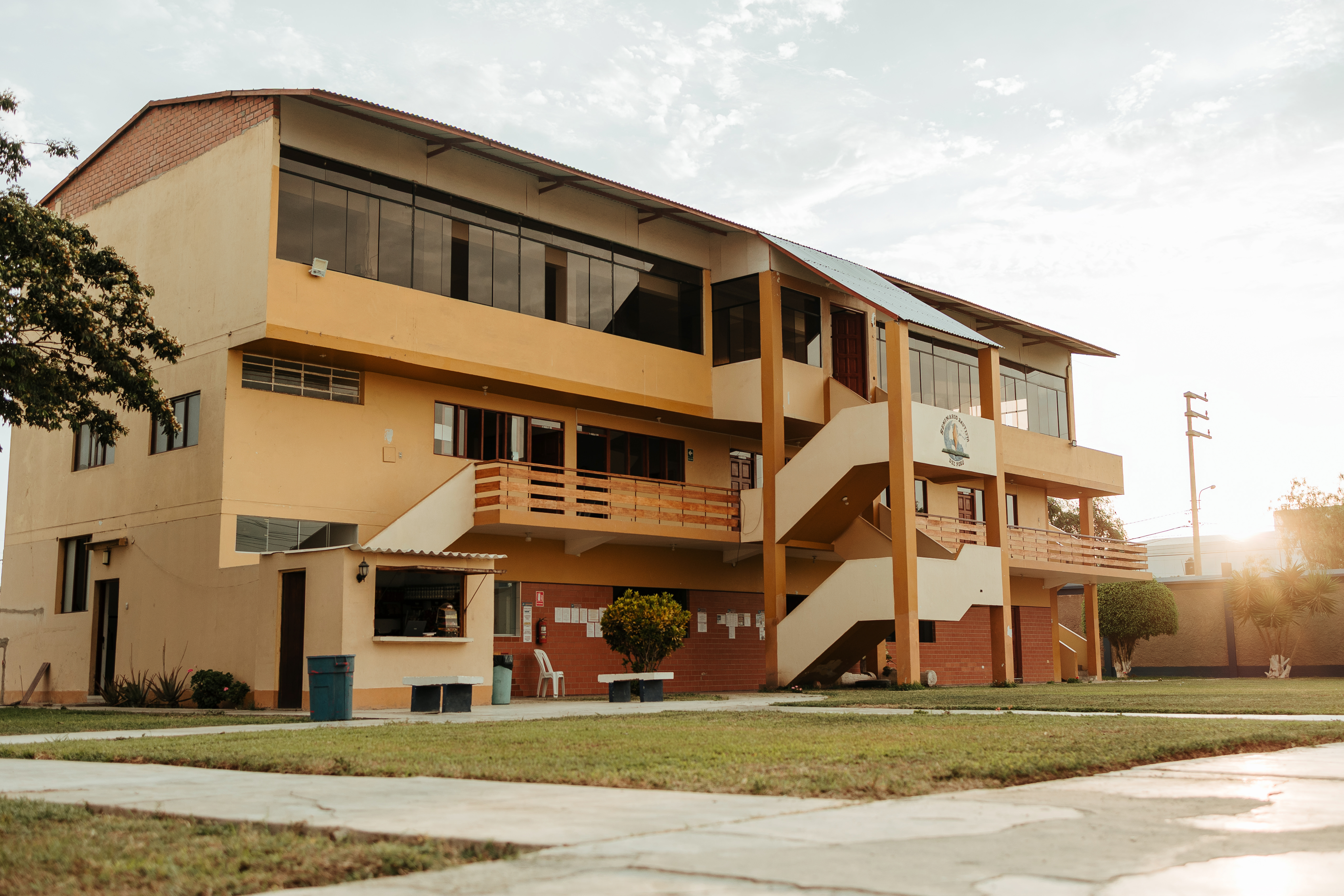 Graduados del Seminario Bautista del Perú